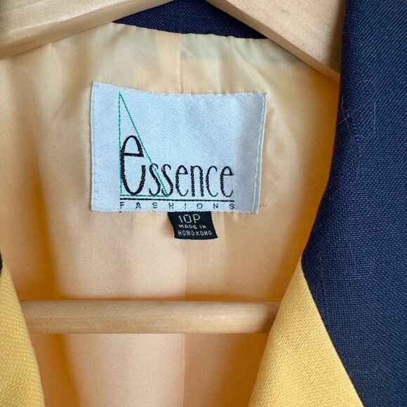 Vintage 90s Yellow and Navy Blazer - Picture 4 of 12